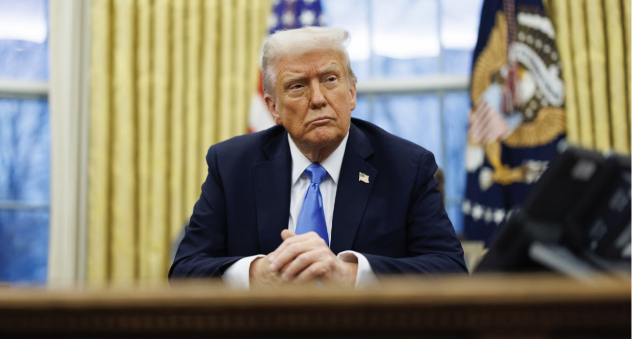 Trump frowns in Oval Office